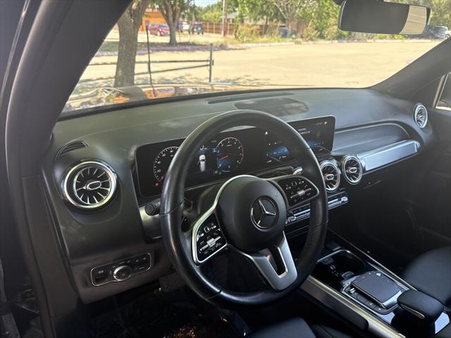 used 2021 Mercedes-Benz GLB 250 car, priced at $23,888