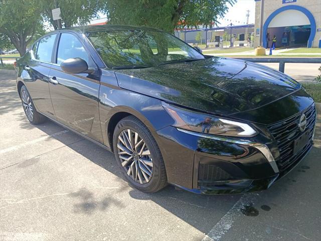 used 2025 Nissan Altima car, priced at $23,888