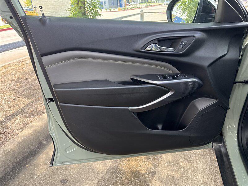 used 2024 Chevrolet Trax car, priced at $21,888