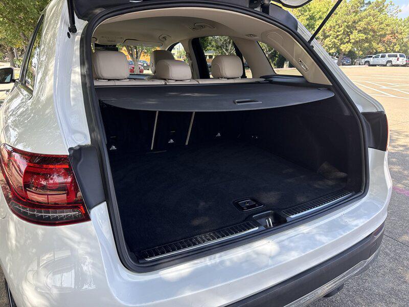 used 2022 Mercedes-Benz GLC 300 car, priced at $24,888