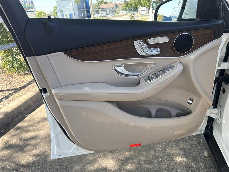 used 2022 Mercedes-Benz GLC 300 car, priced at $24,888