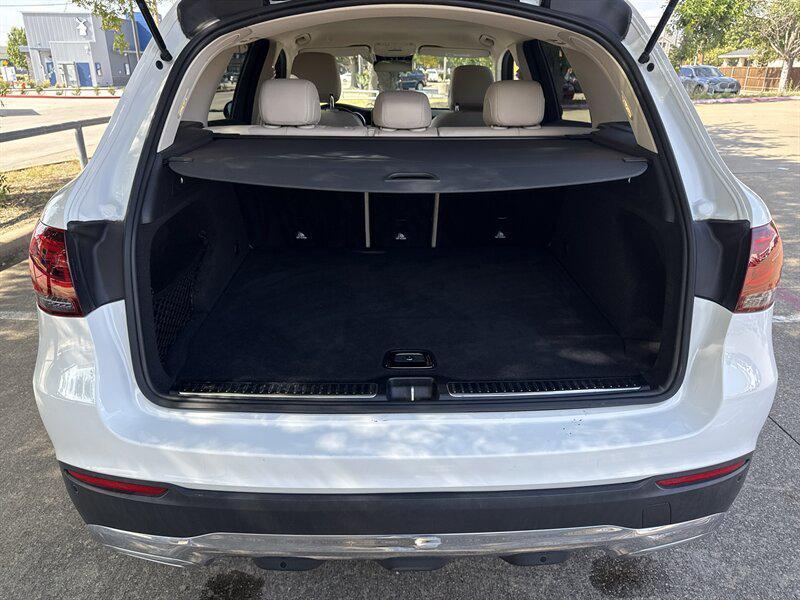 used 2022 Mercedes-Benz GLC 300 car, priced at $24,888
