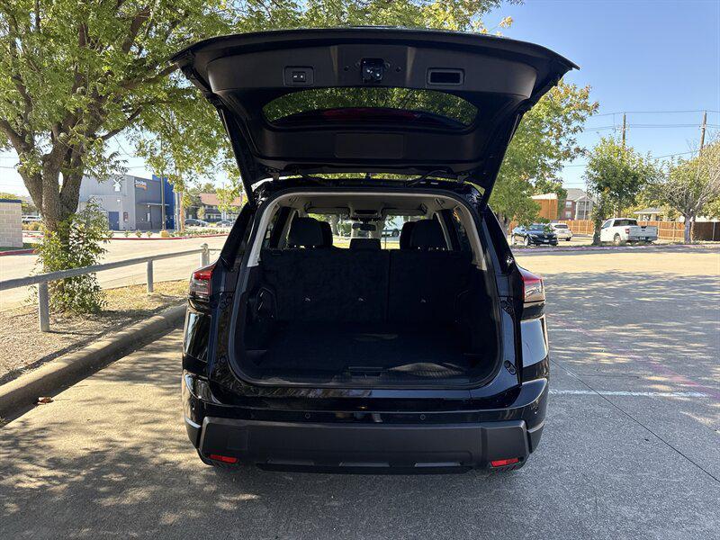 used 2025 Nissan Rogue car, priced at $19,888