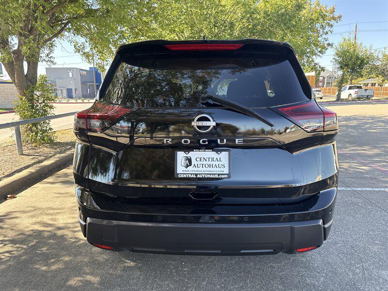 used 2025 Nissan Rogue car, priced at $19,888