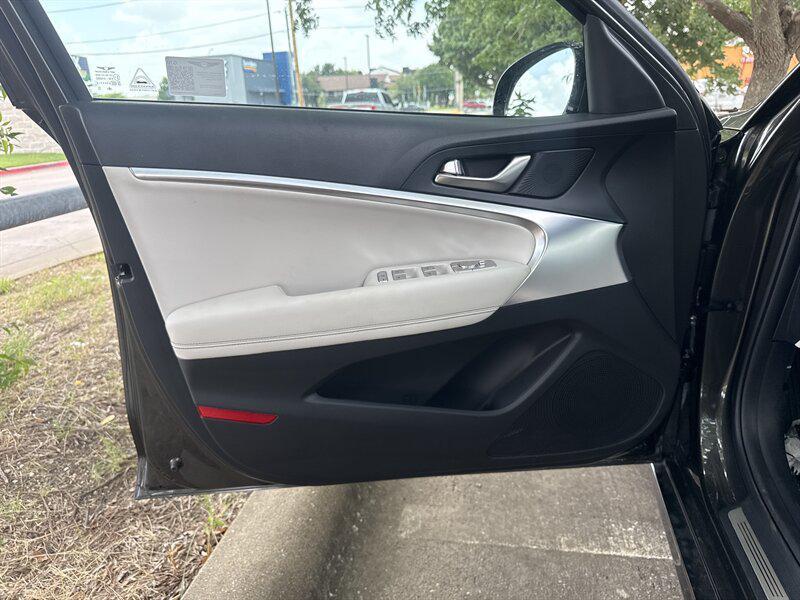 used 2025 Genesis G70 car, priced at $31,888