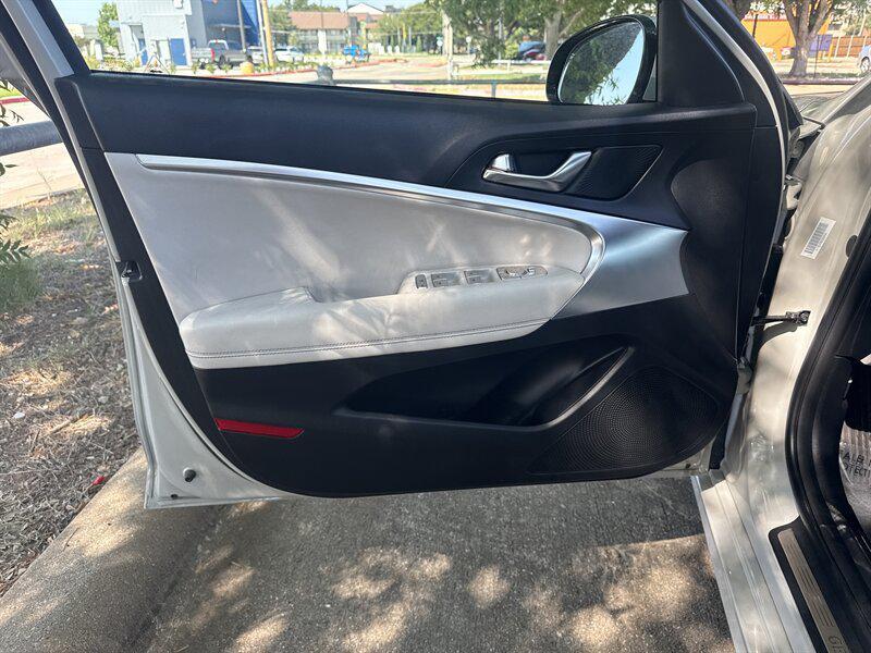 used 2025 Genesis G70 car, priced at $33,888