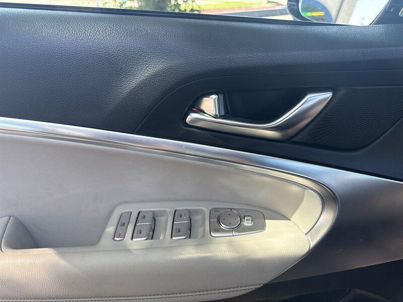 used 2025 Genesis G70 car, priced at $33,888