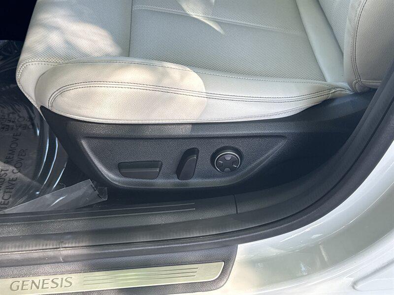 used 2025 Genesis G70 car, priced at $33,888