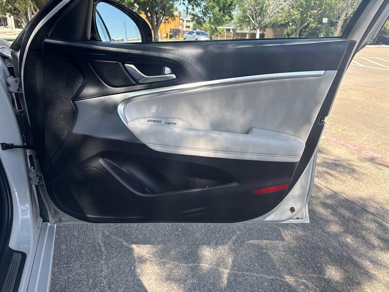 used 2025 Genesis G70 car, priced at $33,888
