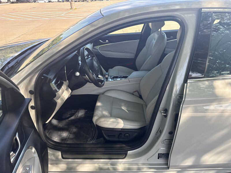used 2025 Genesis G70 car, priced at $33,888