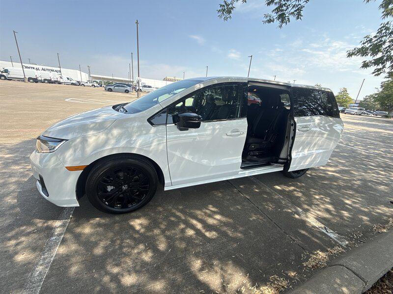 used 2025 Honda Odyssey car, priced at $39,888