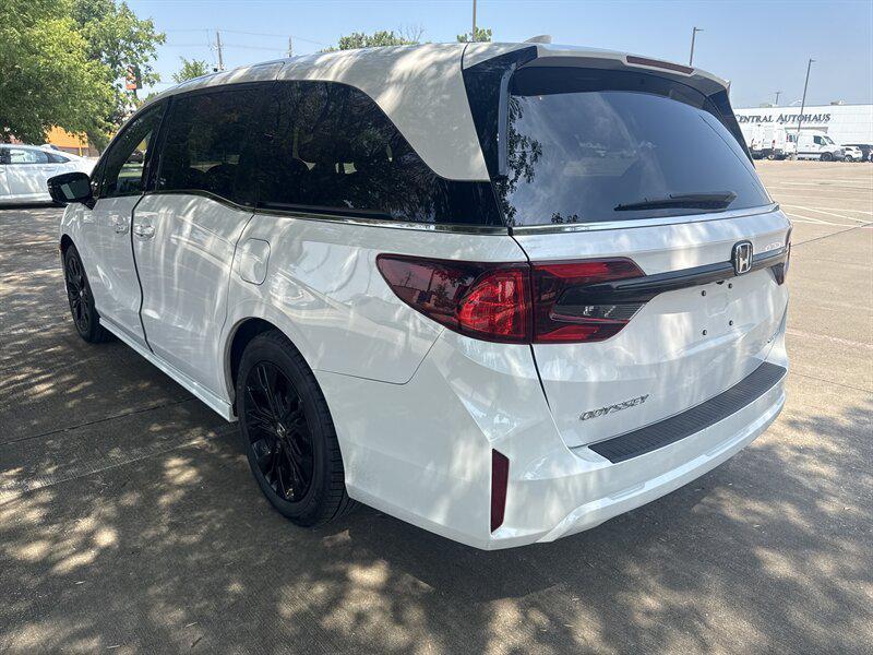used 2025 Honda Odyssey car, priced at $39,888