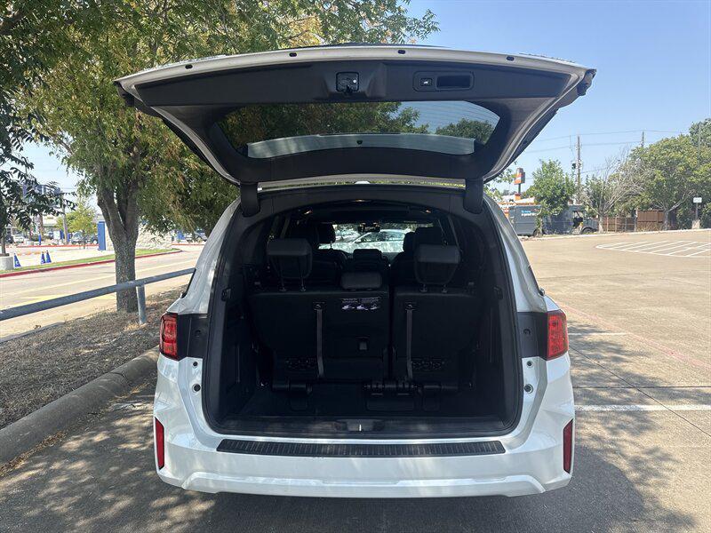 used 2025 Honda Odyssey car, priced at $39,888