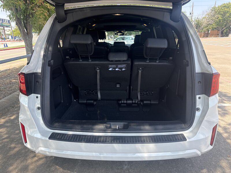 used 2025 Honda Odyssey car, priced at $39,888