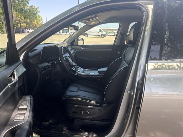 used 2025 Hyundai Palisade car, priced at $34,888