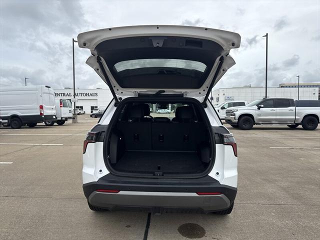 used 2025 Chevrolet Equinox car, priced at $29,888