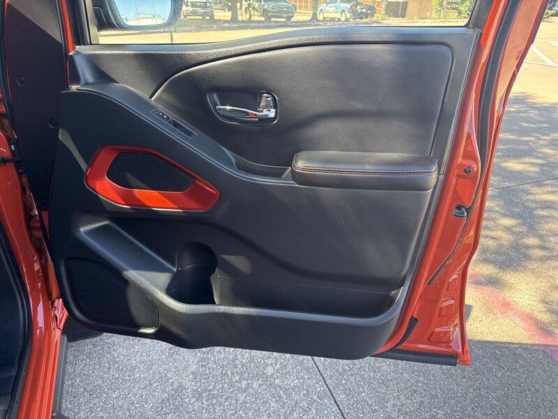 used 2025 Nissan Frontier car, priced at $29,888