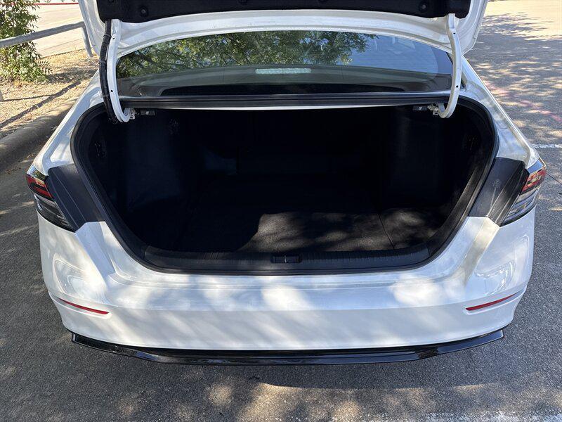 used 2025 Honda Accord Hybrid car