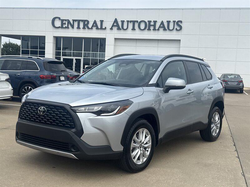 used 2025 Toyota Corolla Cross car, priced at $23,888