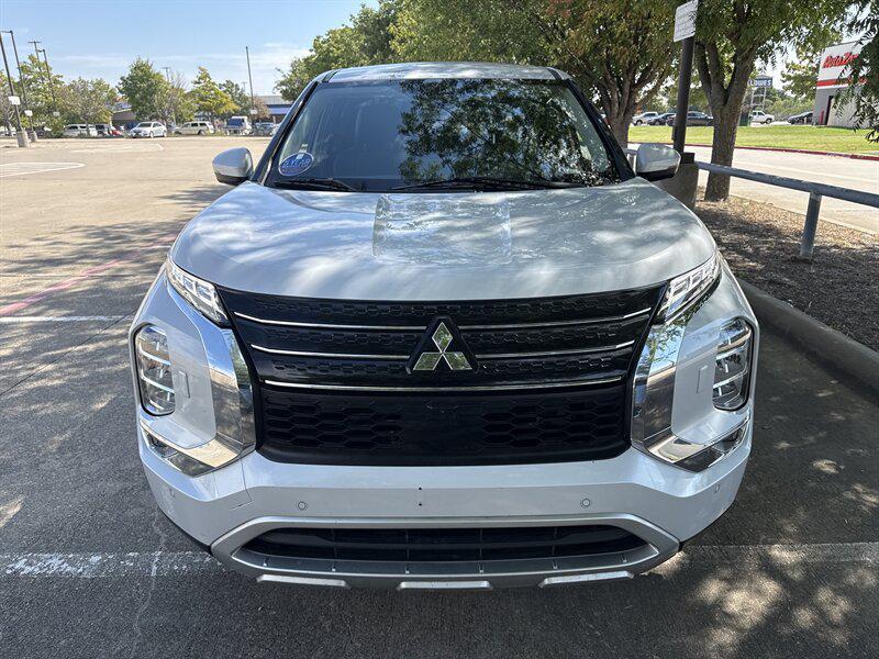 used 2024 Mitsubishi Outlander car, priced at $22,888
