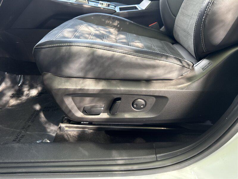 used 2024 Mitsubishi Outlander car, priced at $22,888