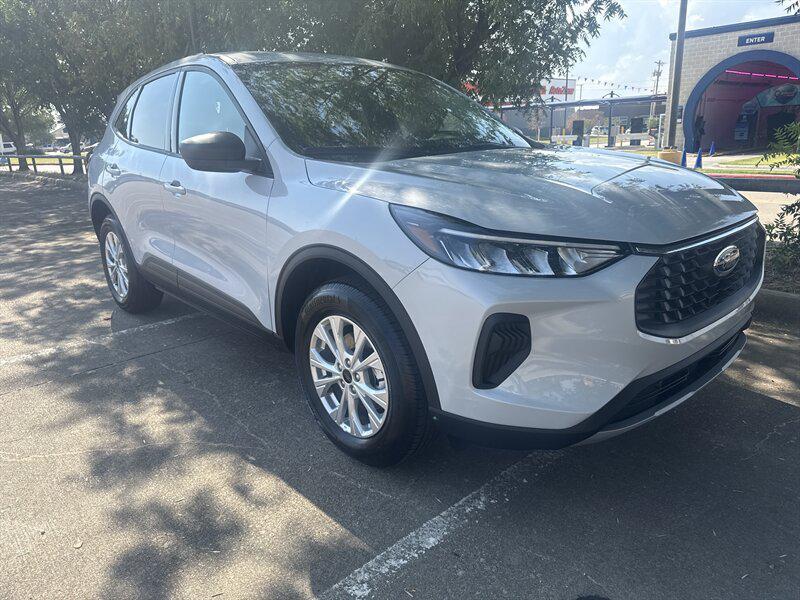 used 2025 Ford Escape car, priced at $22,888