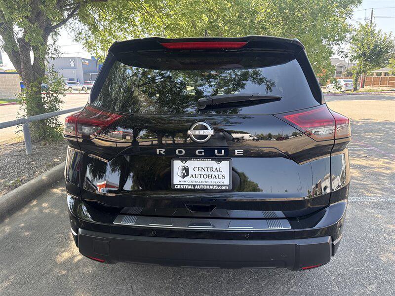 used 2025 Nissan Rogue car, priced at $24,888