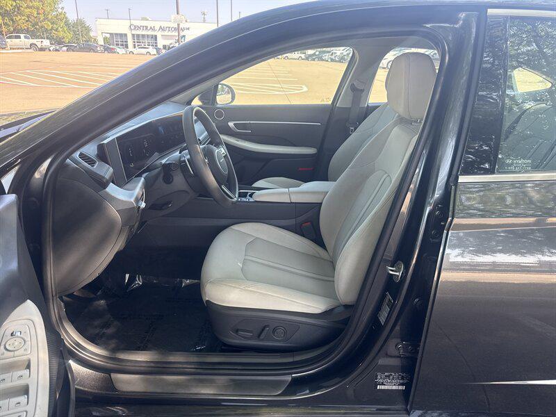 used 2025 Hyundai Sonata car, priced at $28,888