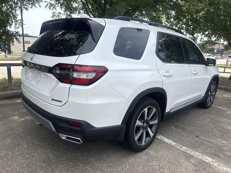 used 2025 Honda Pilot car, priced at $36,888