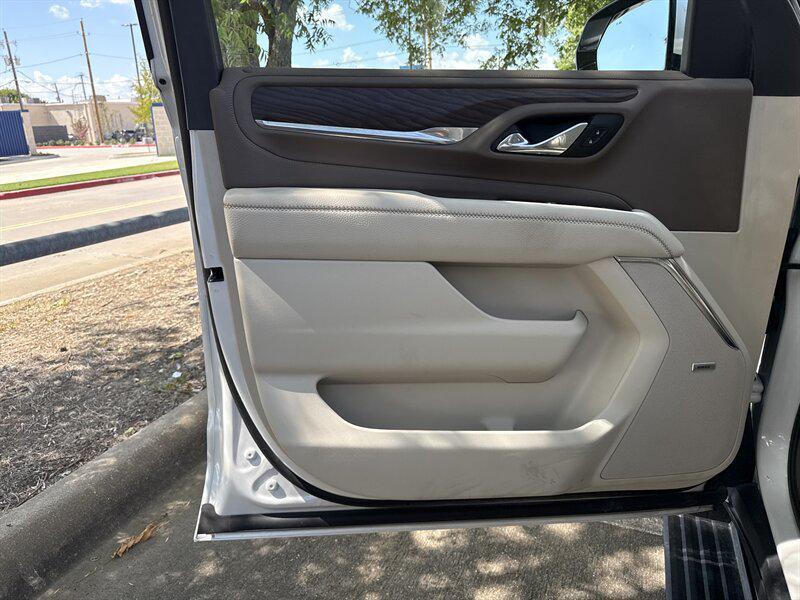 used 2023 GMC Yukon XL car, priced at $57,888