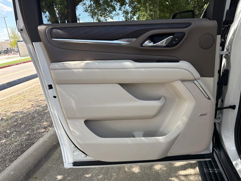 used 2023 GMC Yukon XL car, priced at $57,888