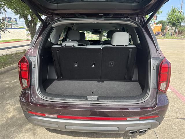 used 2024 Hyundai Palisade car, priced at $29,888