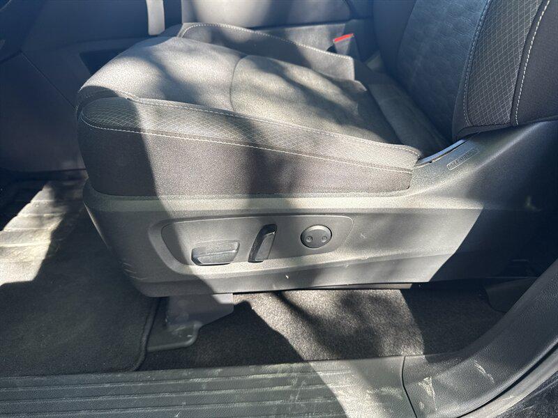 used 2025 Nissan Pathfinder car, priced at $26,888