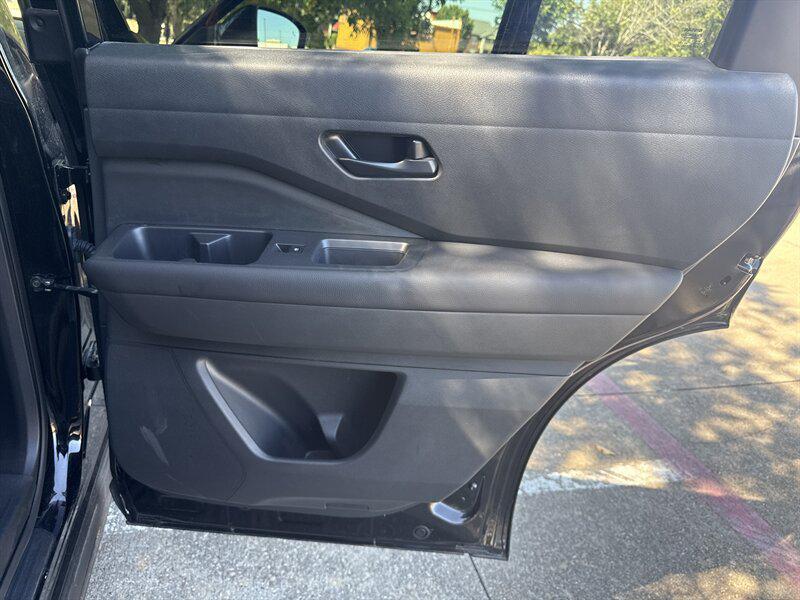 used 2025 Nissan Pathfinder car, priced at $26,888