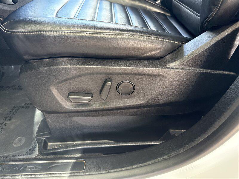 used 2024 Ford Edge car, priced at $22,888