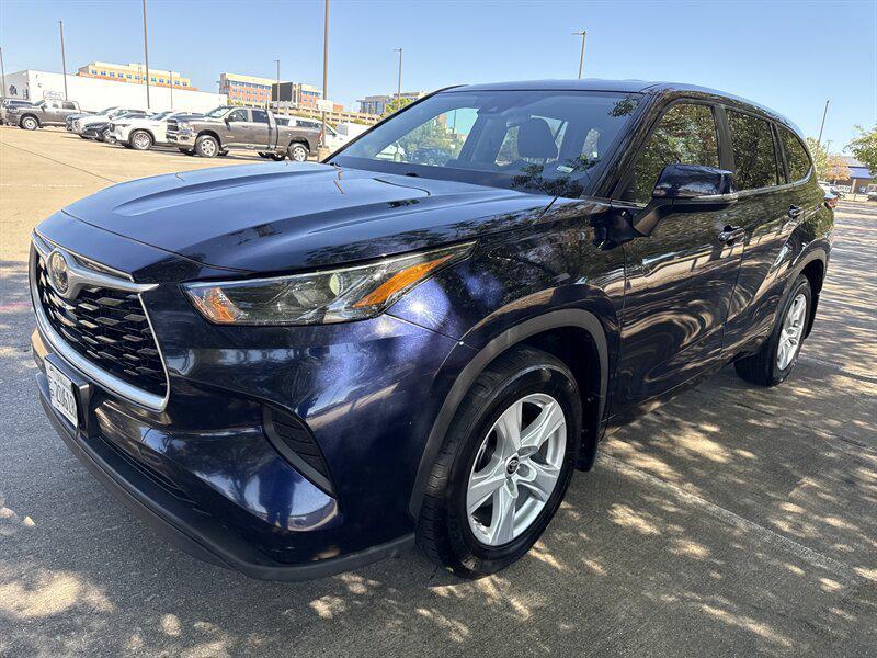 used 2023 Toyota Highlander car, priced at $29,888