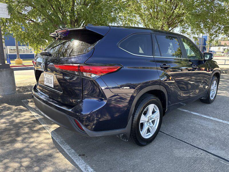 used 2023 Toyota Highlander car, priced at $29,888