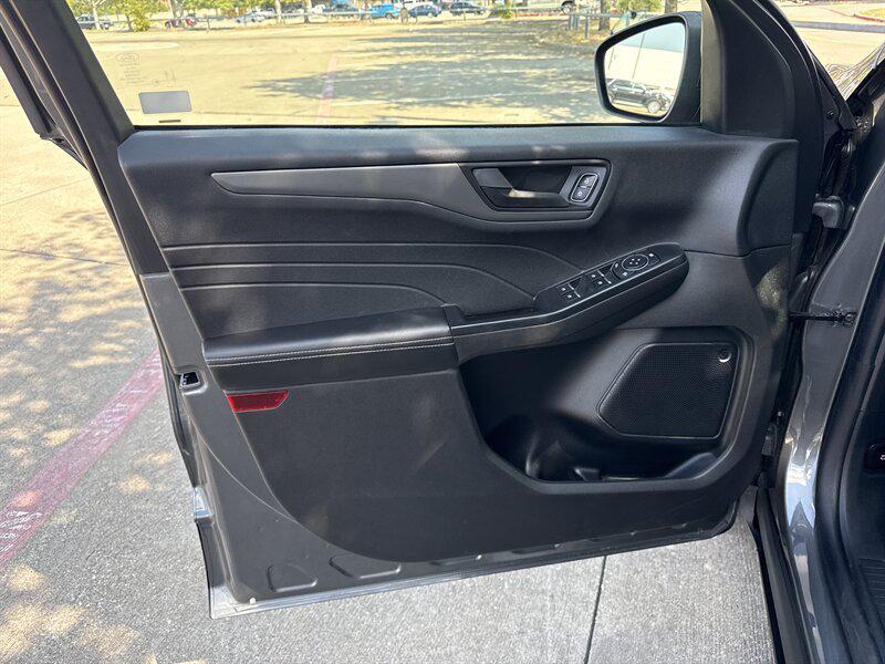 used 2025 Ford Escape car, priced at $23,888