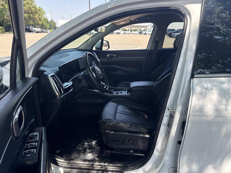 used 2024 Kia Sorento car, priced at $26,888
