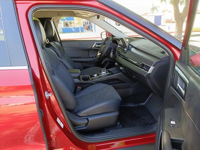 used 2024 Mitsubishi Outlander car, priced at $25,888