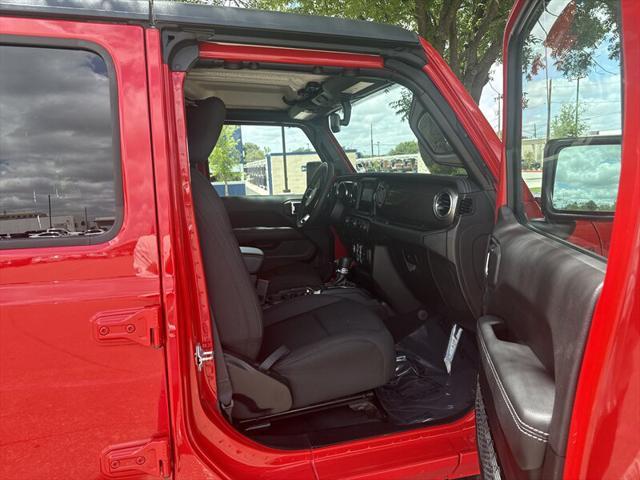 used 2023 Jeep Gladiator car, priced at $33,888