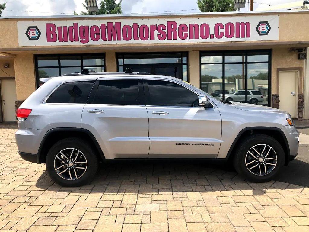 used 2017 Jeep Grand Cherokee car, priced at $14,543