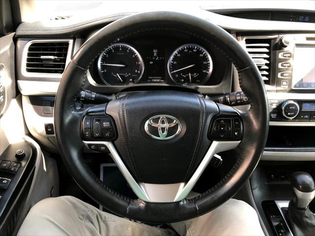 used 2015 Toyota Highlander car, priced at $16,990