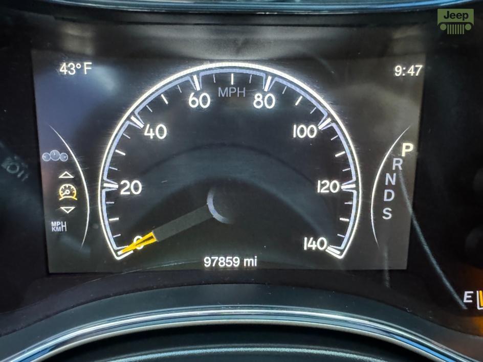 used 2015 Jeep Grand Cherokee car, priced at $13,130