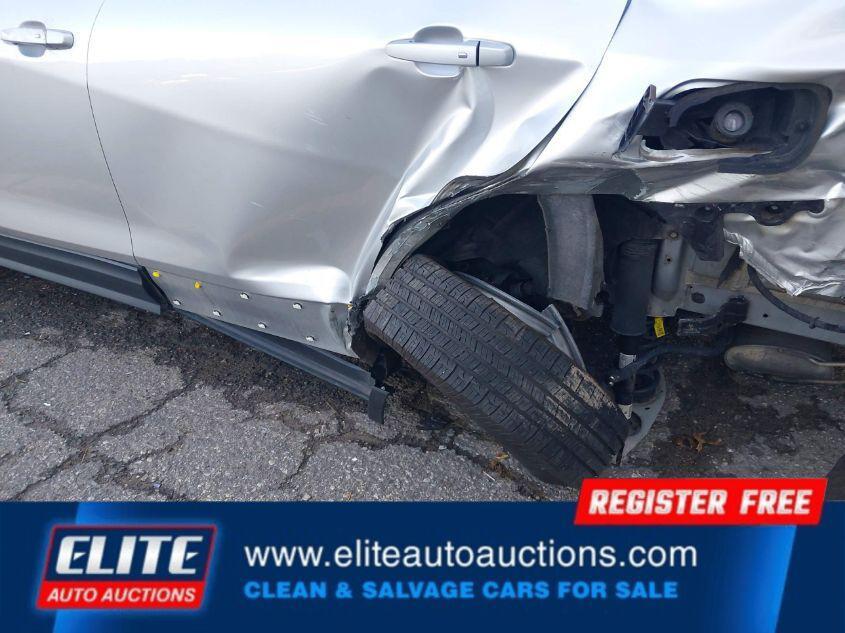 used 2018 Chevrolet Equinox car, priced at $3,450