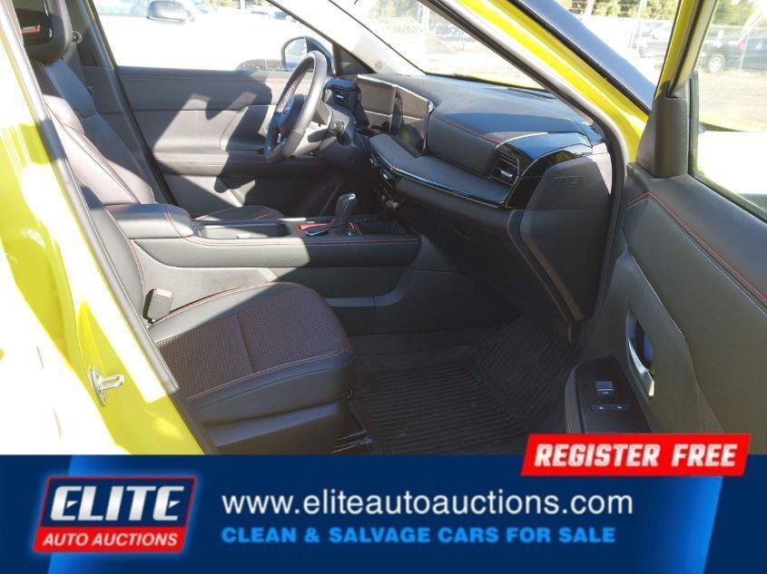 used 2025 Nissan Kicks car