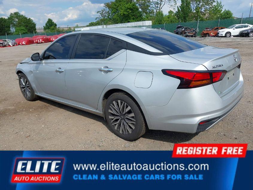 used 2023 Nissan Altima car, priced at $7,400