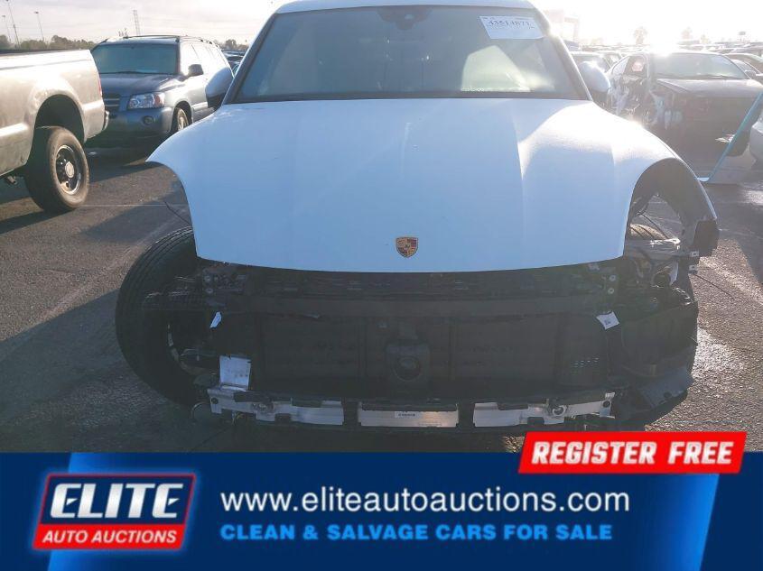 used 2022 Porsche Cayenne car