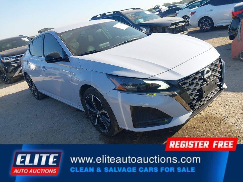 used 2025 Nissan Altima car