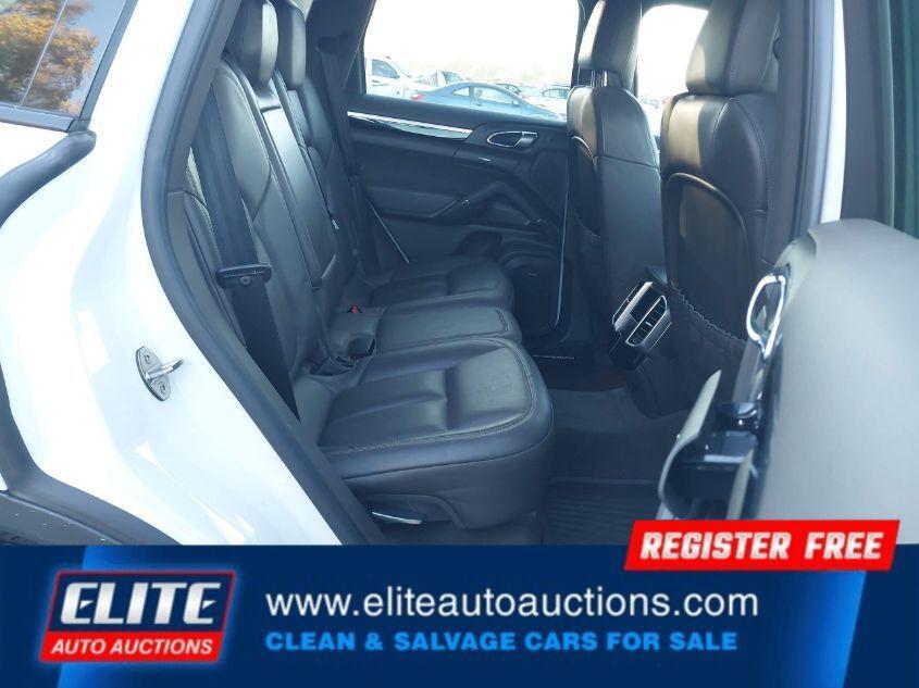 used 2016 Porsche Cayenne car